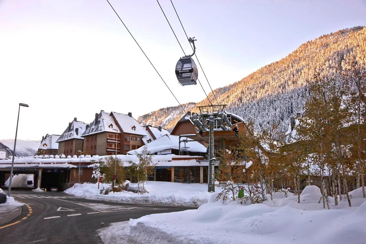 Val De Ruda Luxe 10 By Feelfree Rentals Naut Aran